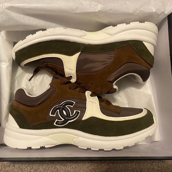 Brand New AUTH Chanel CC Sneakers - Picture 2 of 9